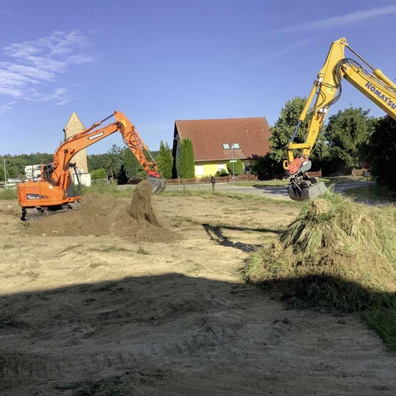 Baustellenlogistik anlegen mit Baustraßen und Kranflächen für den Neubau eines Einfamilienhauses, Mecklenburg-Vorpommern.